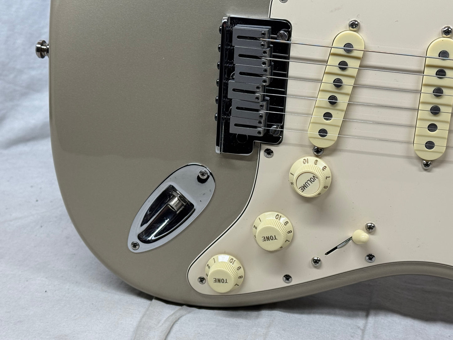 Fender American Texas Special Stratocaster Guitar with Gator Case 2000 - Shoreline Gold / Rosewood fingerboard