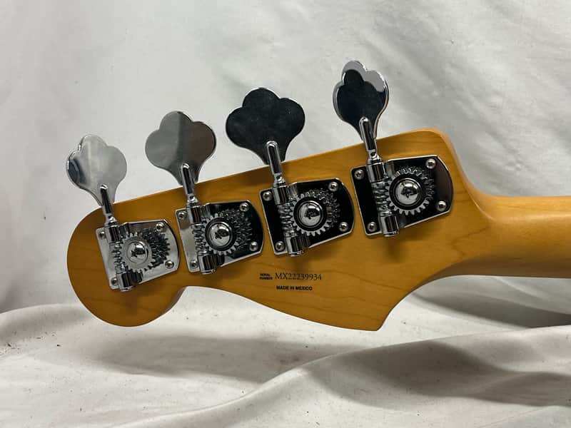 Fender Player Plus Active Meteora 4-String Electric Bass - Image 9