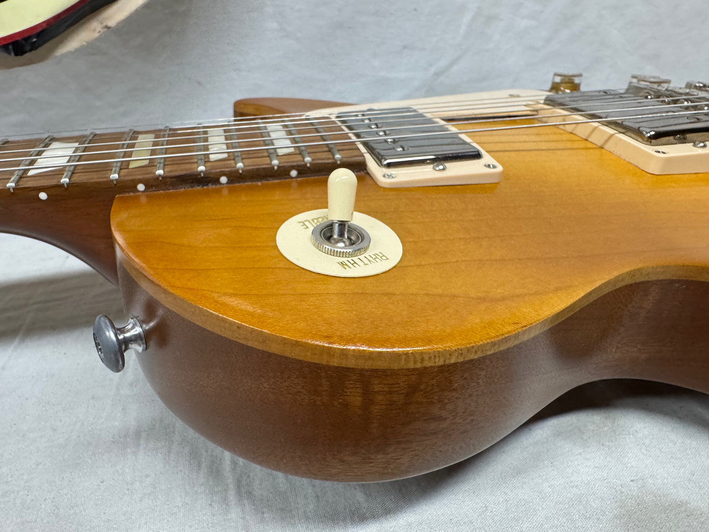 Gibson Les Paul Tribute Guitar 2018