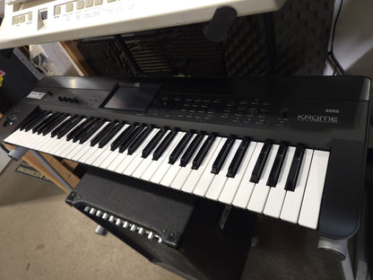 Korg KROME 61-Key Synthesizer Workstation 2010s - Local Pickup Only