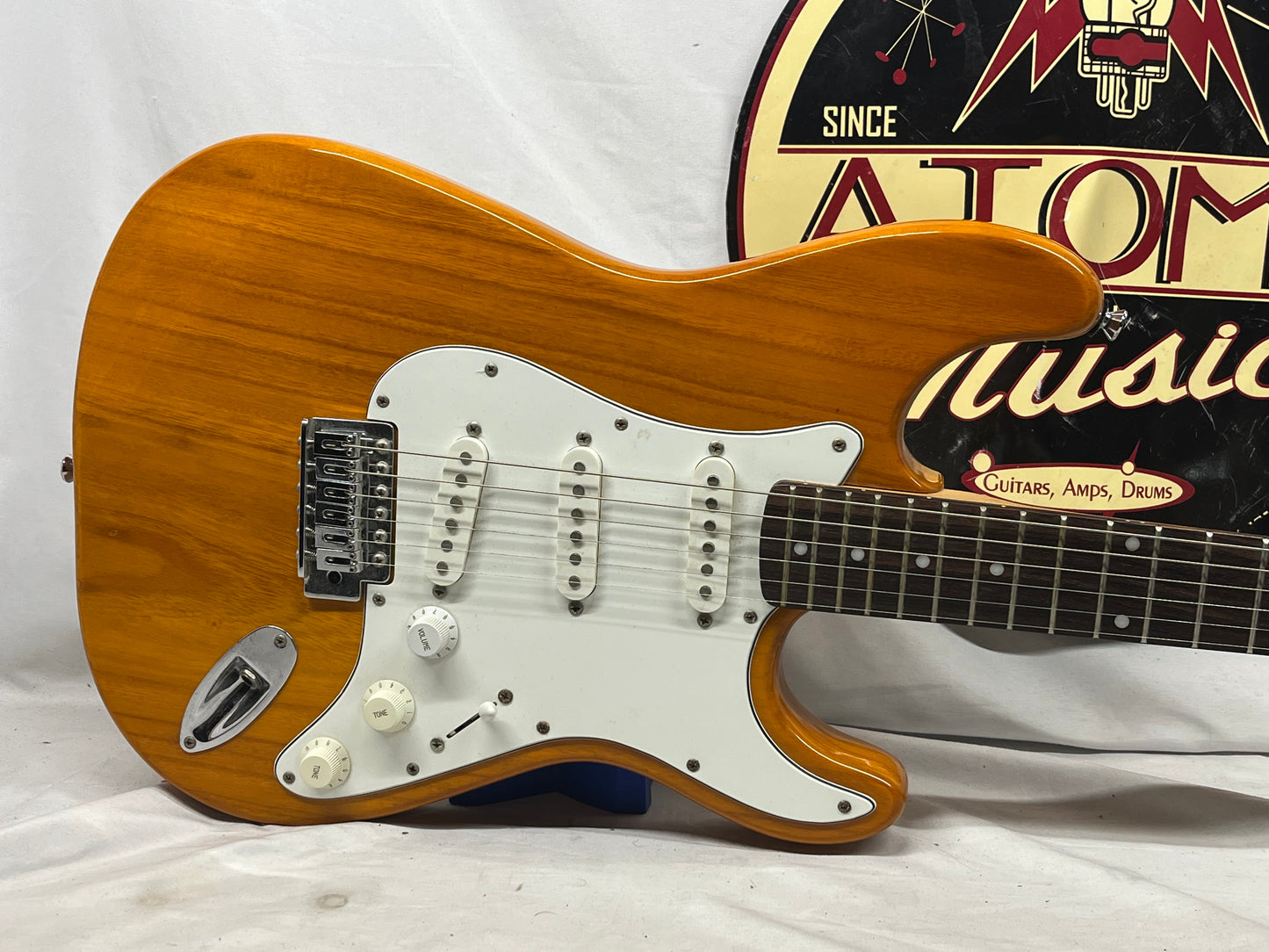 Jay Turser S-Style Doublecut Electric Guitar