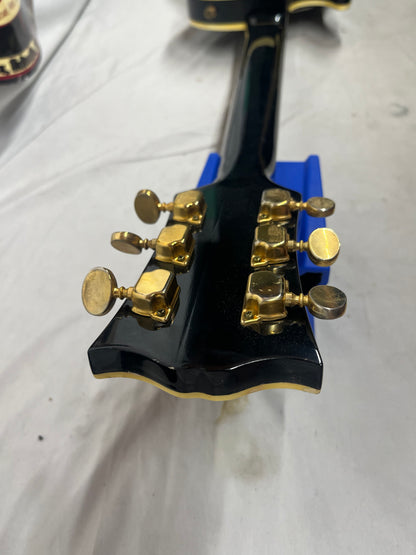 Univox Singlecut LP-Style Electric Guitar with Case
