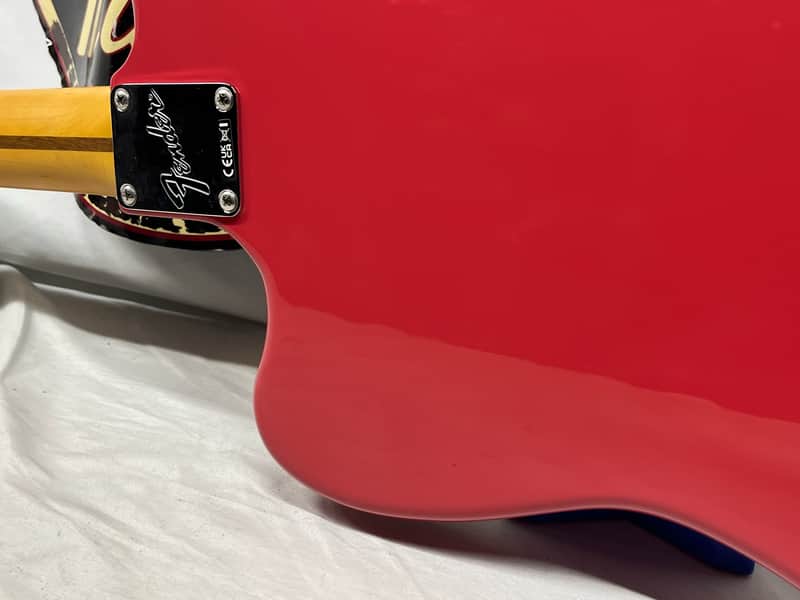 Fender American Professional Classic Jazzmaster Electric Guitar - Image 14
