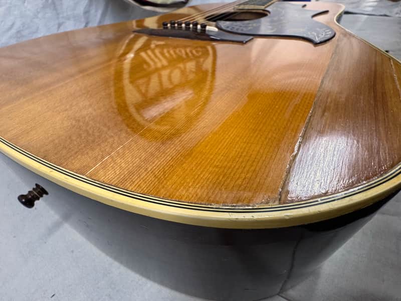 Gibson Hummingbird Dreadnought Acoustic Guitar with Case - needs work! - Image 19