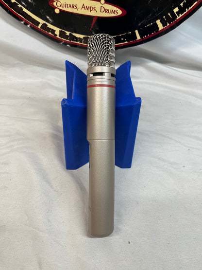 AKG C1000 S Small Diaphragm Multipattern Condenser Microphone