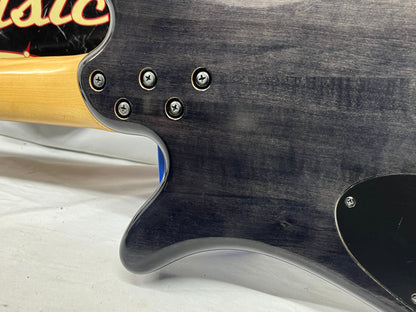 Spector Q5 Doublecut HH 5-String Electric Bass