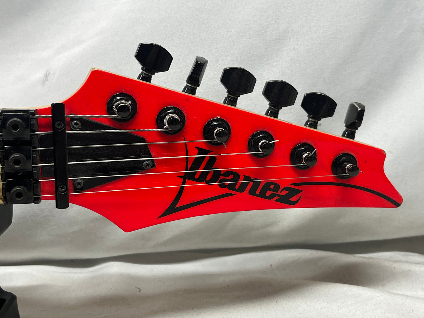 Ibanez RG550 Genesis Collection Doublecut Electric Guitar - Road Flare Red - **only the bridge pickup has output**