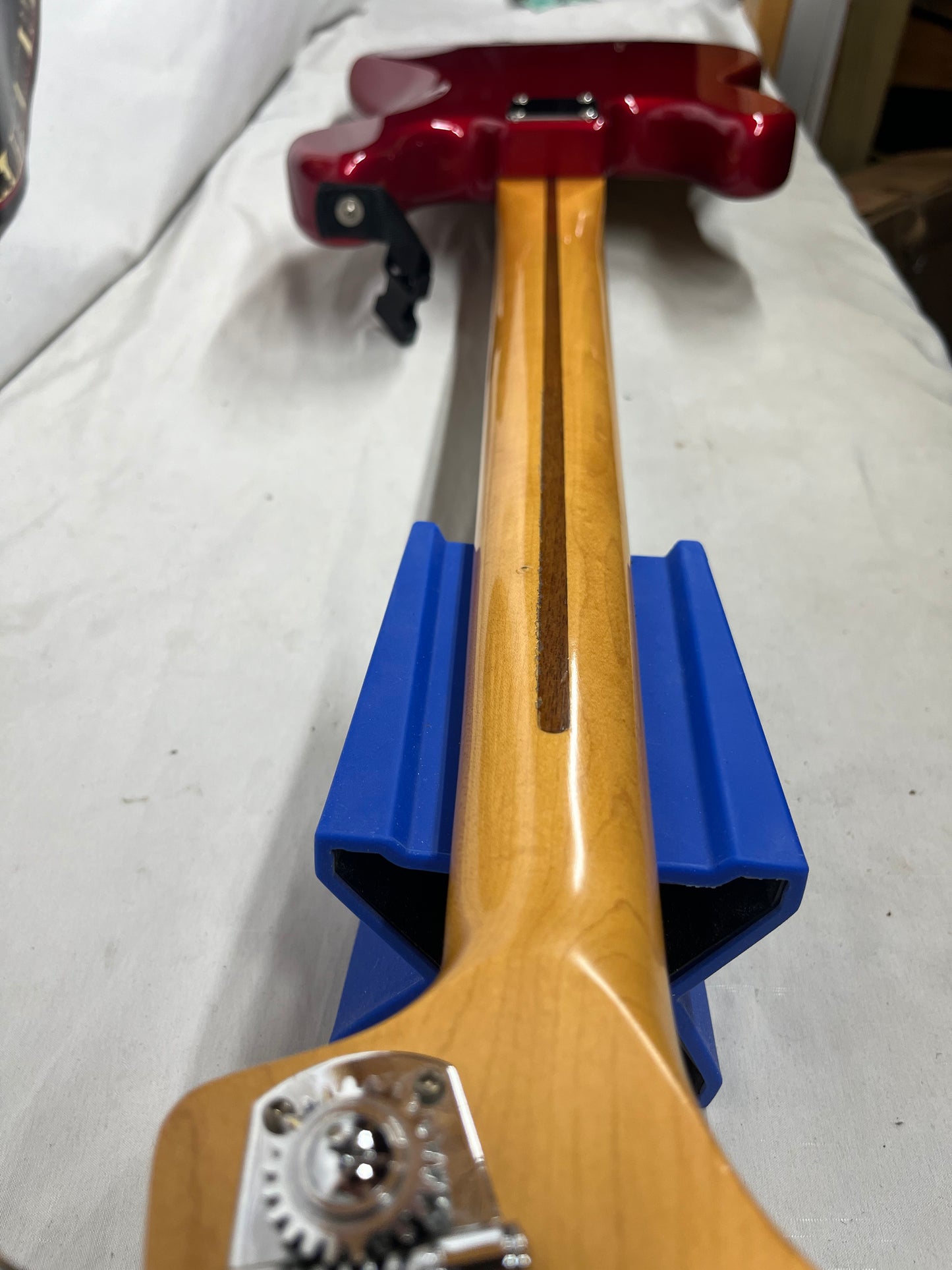 Fender Deluxe Series Precision Bass Special Bass Guitar 1998 - Red