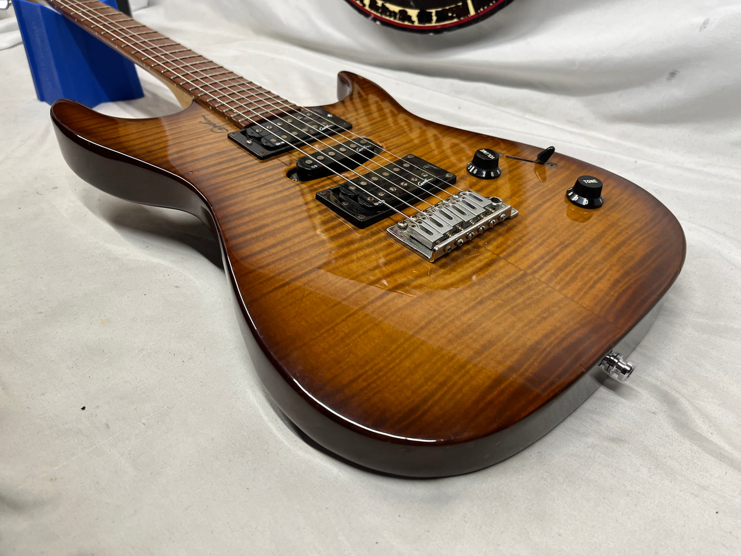 Godin Freeway Classic Electric Guitar - Dual Action Truss Rod
