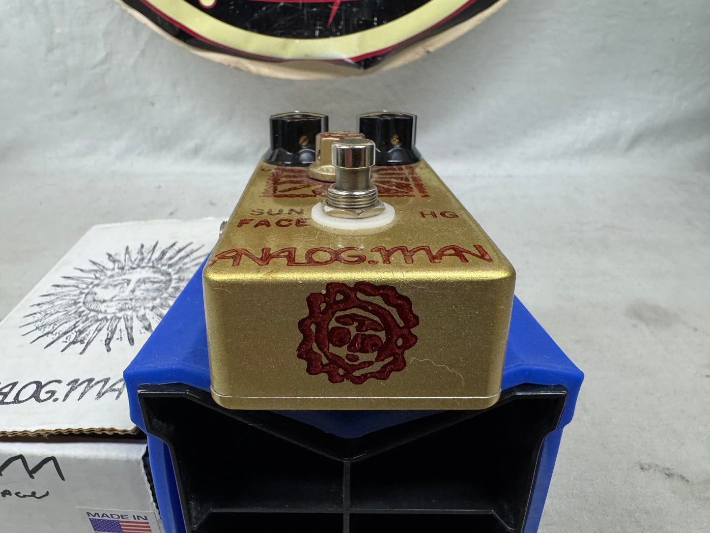 Analogman analog.man Sun Face sunface HG High Gain Fuzz Pedal with Sun Dial Knob + Box
