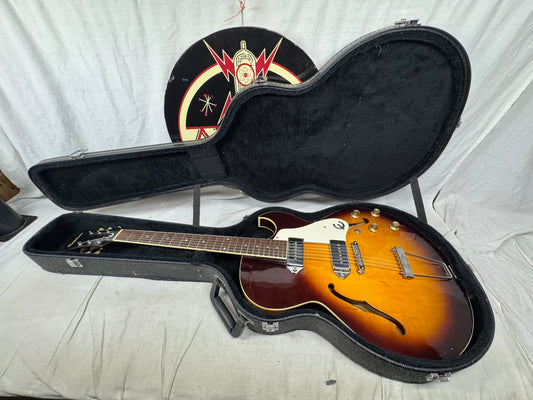 Epiphone Sorento Semi-Hollowbody Guitar with Case Reissue