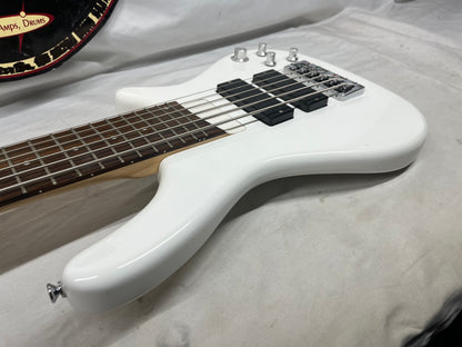 Douglas 6-String Doublecut HH Electric bass