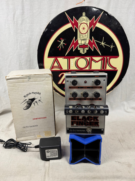 Electro-Harmonix Black Finger Tube Compressor Pedal with Power Supply + Box