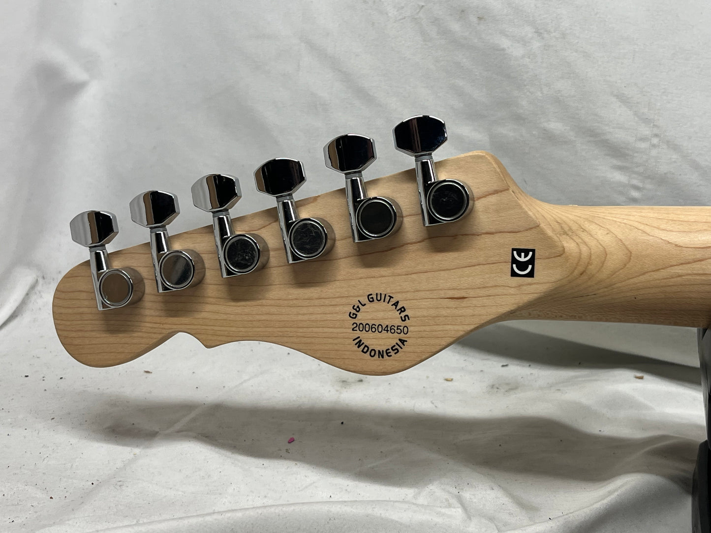 G&L Tribute Series ASAT Classic T-Style Singlecut Electric Guitar