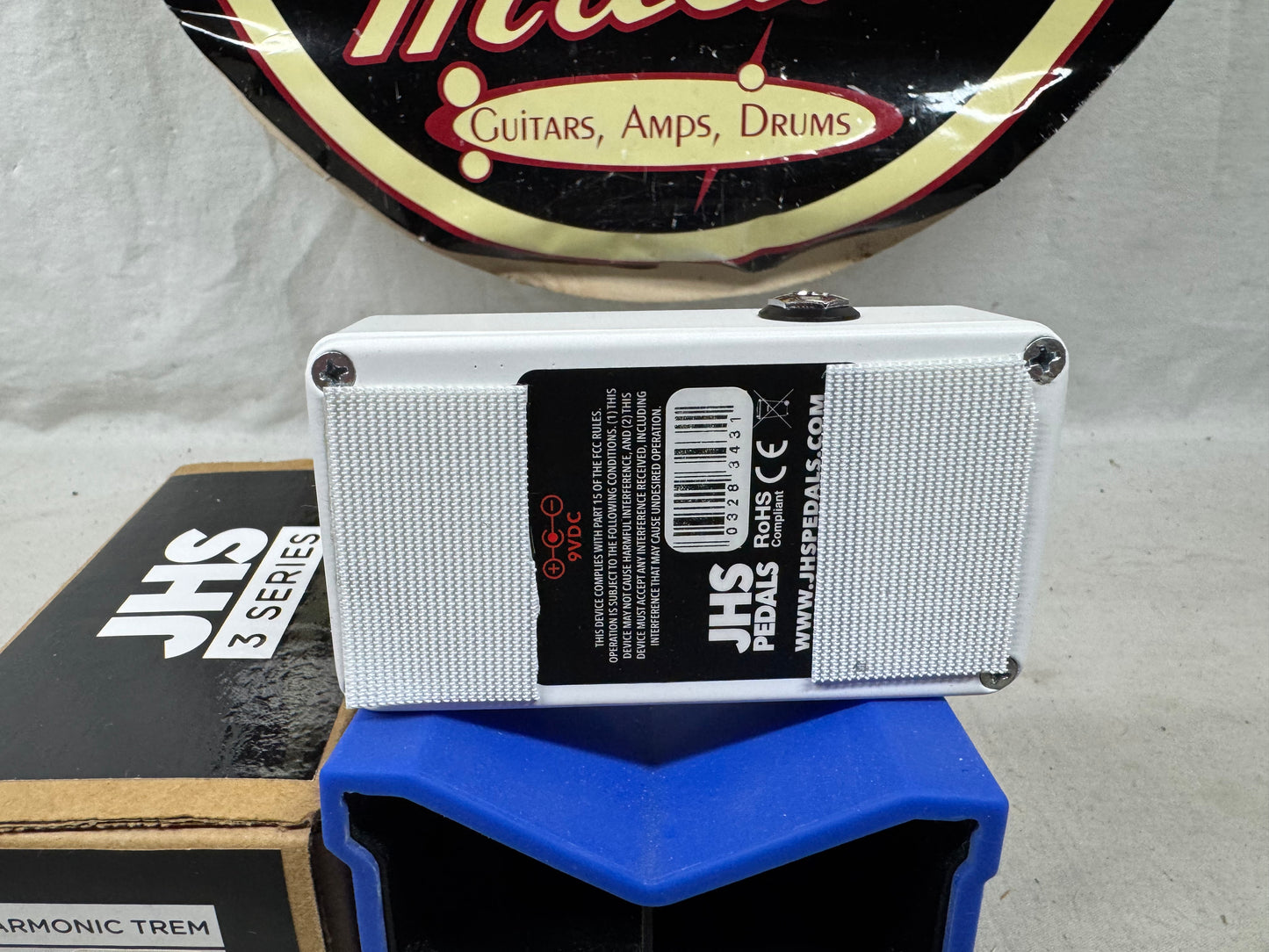 JHS Pedals 3 Series Harmonic Trem Tremolo Pedal with Box