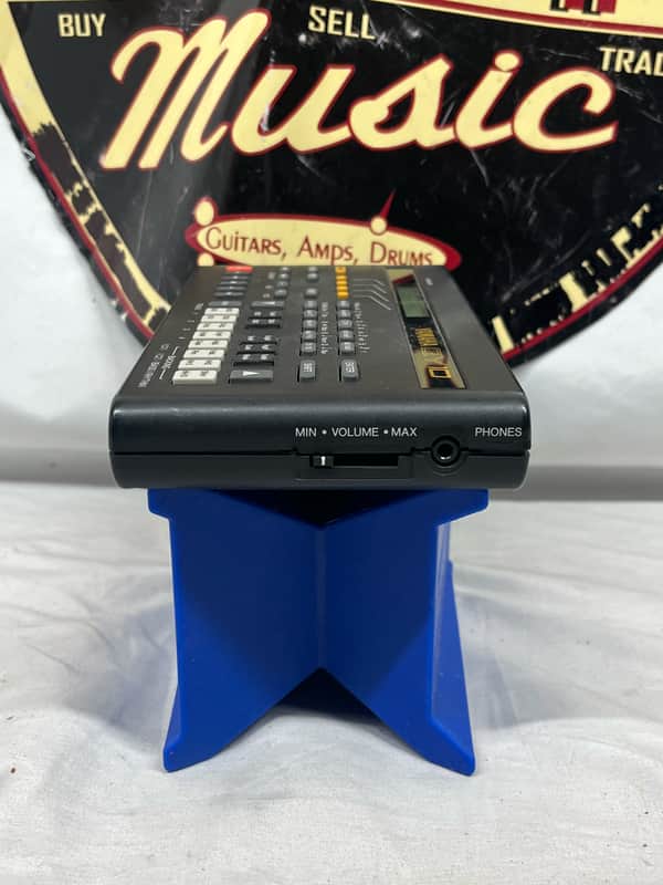 Yamaha QY10 Music Sequencer Module - Image 4