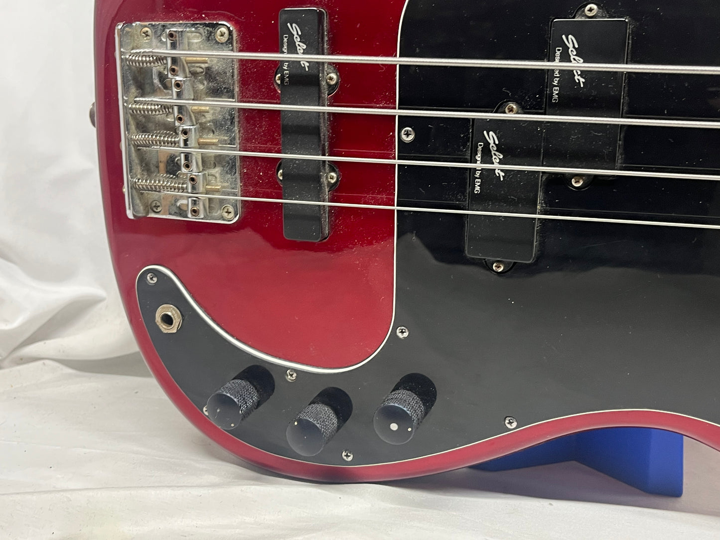 Guitar Research J-Style 4-String Electric Bass