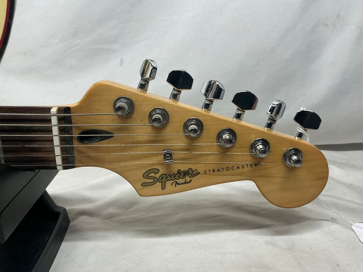 Squier Stratocaster - White