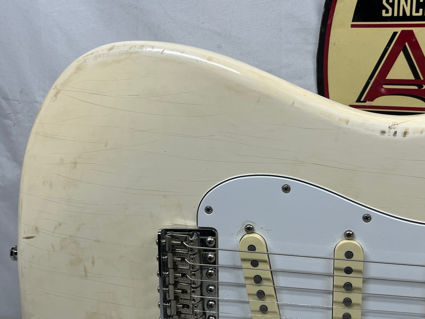 Fender Jimi Hendrix Stratocaster Strat Electric Guitar - Olympic White