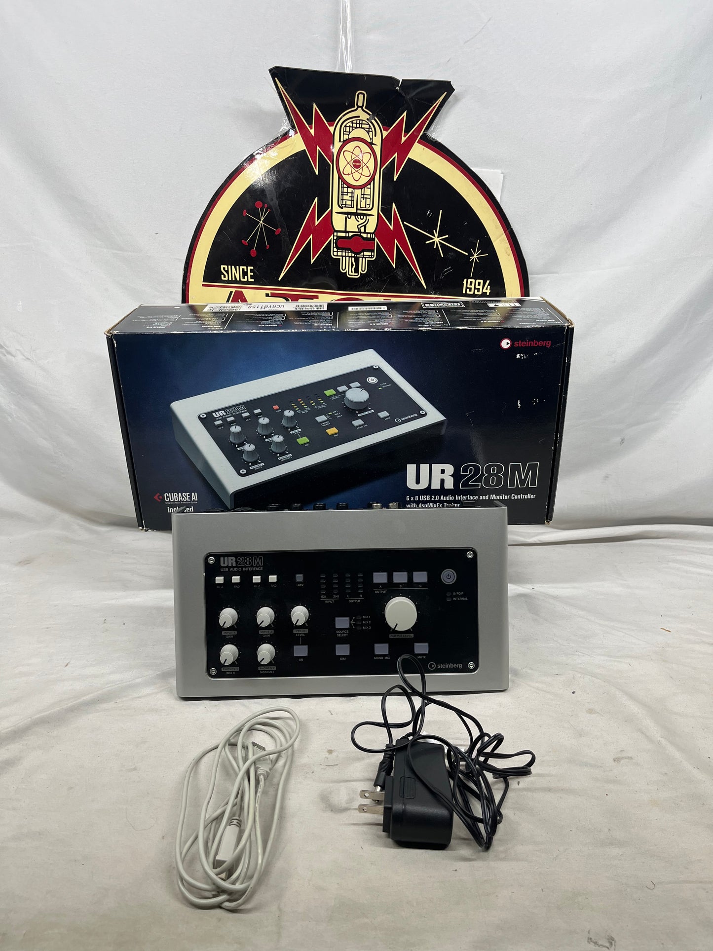 Steinberg UR28 M USB Audio Interface with Box and Power Supply