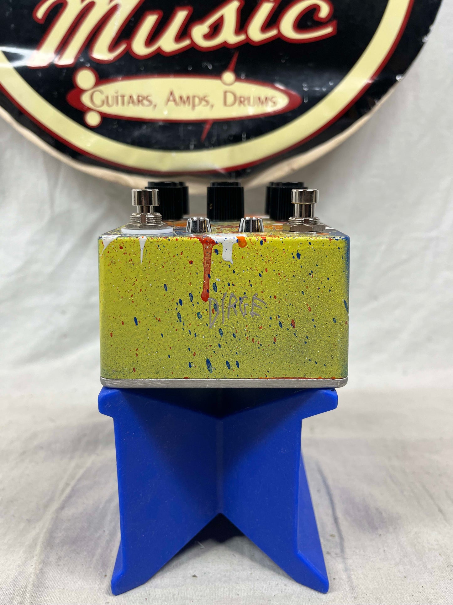 Dirge Electronics Slowly Melting Fuzzy Delay Noise Pedal