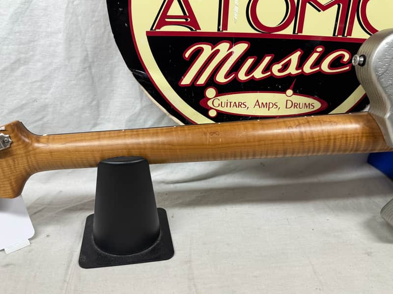 Eastman D'Ambrosio Offset '62 Guitar with Case - Image 11