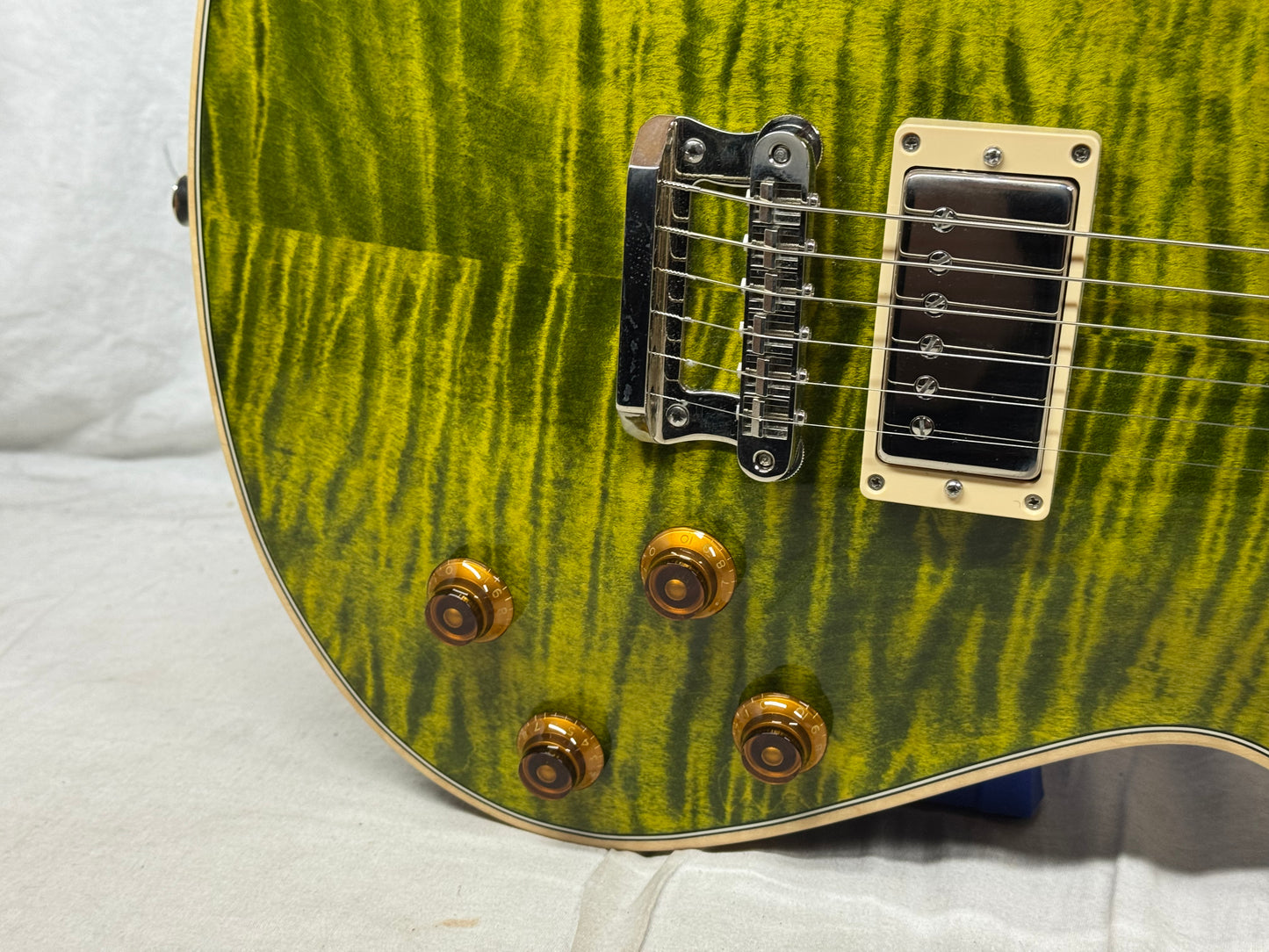 Knaggs Kenai-T2 Guitar with Case 2016 - Lime Green