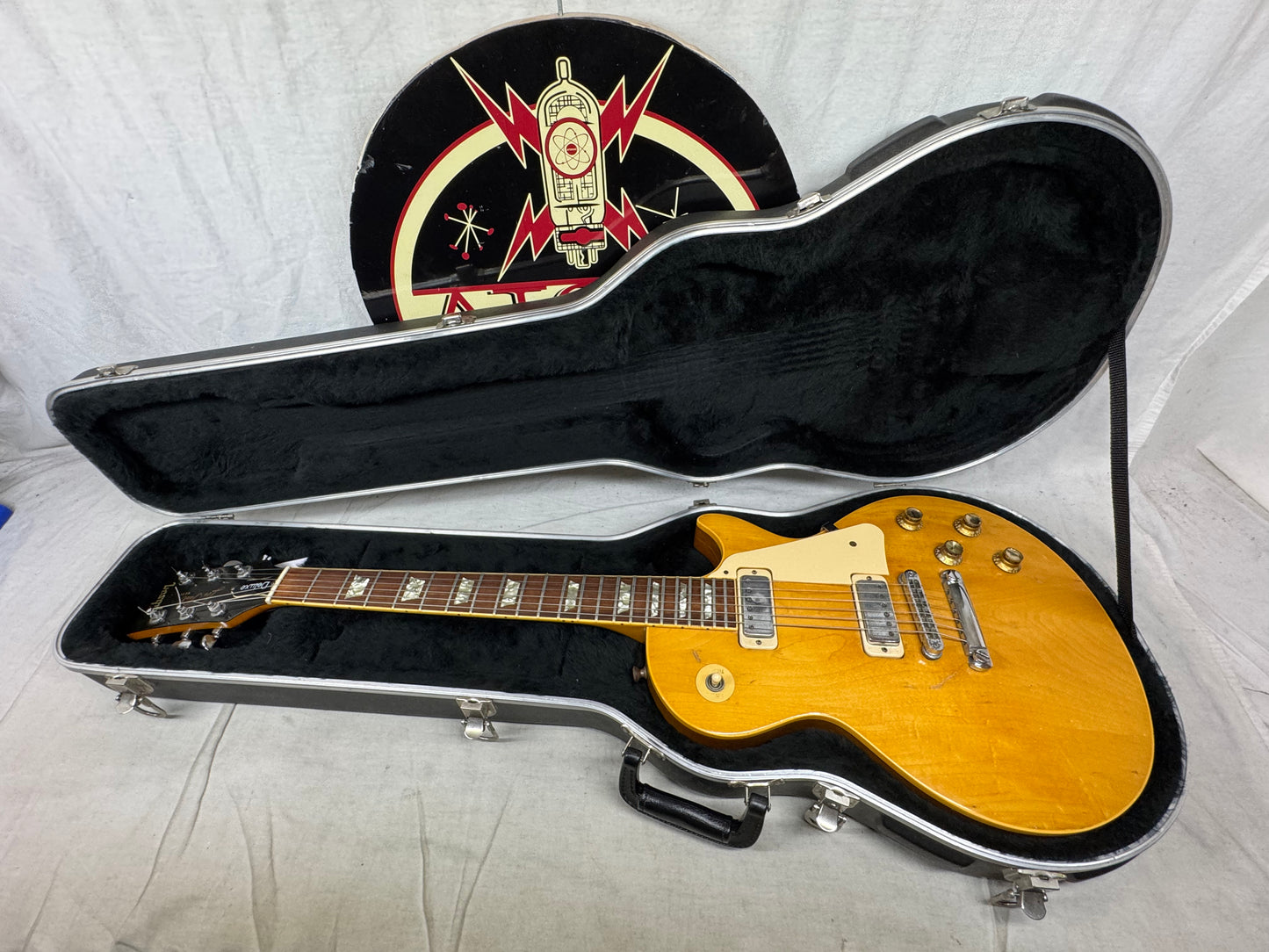 Gibson Les Paul Deluxe with Case 1976