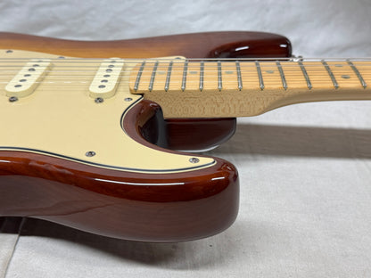 Fender American Deluxe Ash Stratocaster Guitar with Case 2005 - Tobacco Sunburst / Maple neck