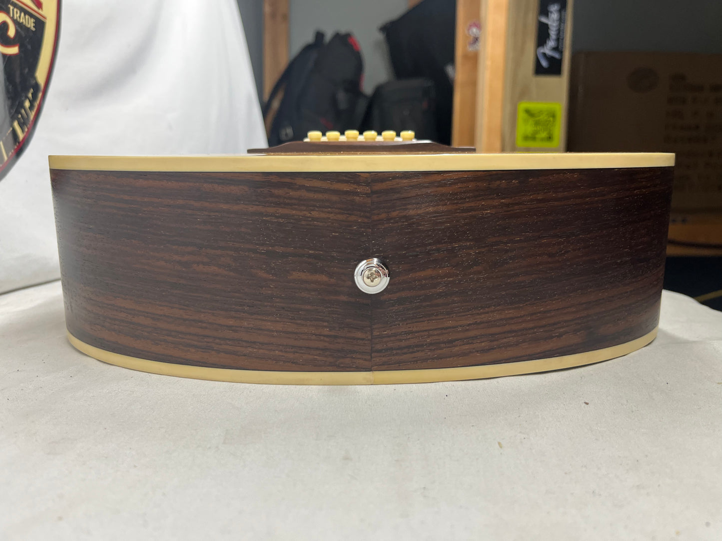 Wechter 1730 Acoustic Guitar