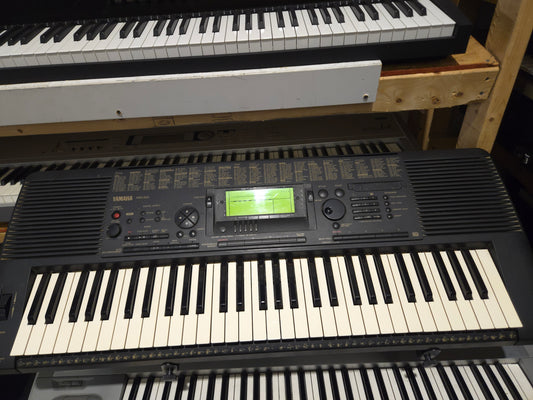 Yamaha PSR-520 61-Key Keyboard - Local Pickup Only