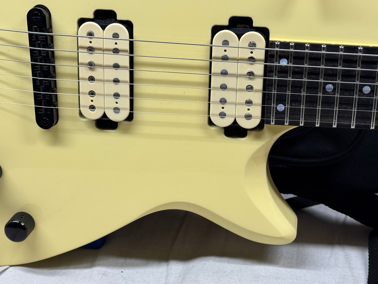 Kiesel SCB6 Singlecut Guitar with Gig Bag