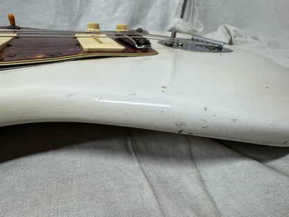 Fender USA Jazzmaster Guitar with Case - Image 19