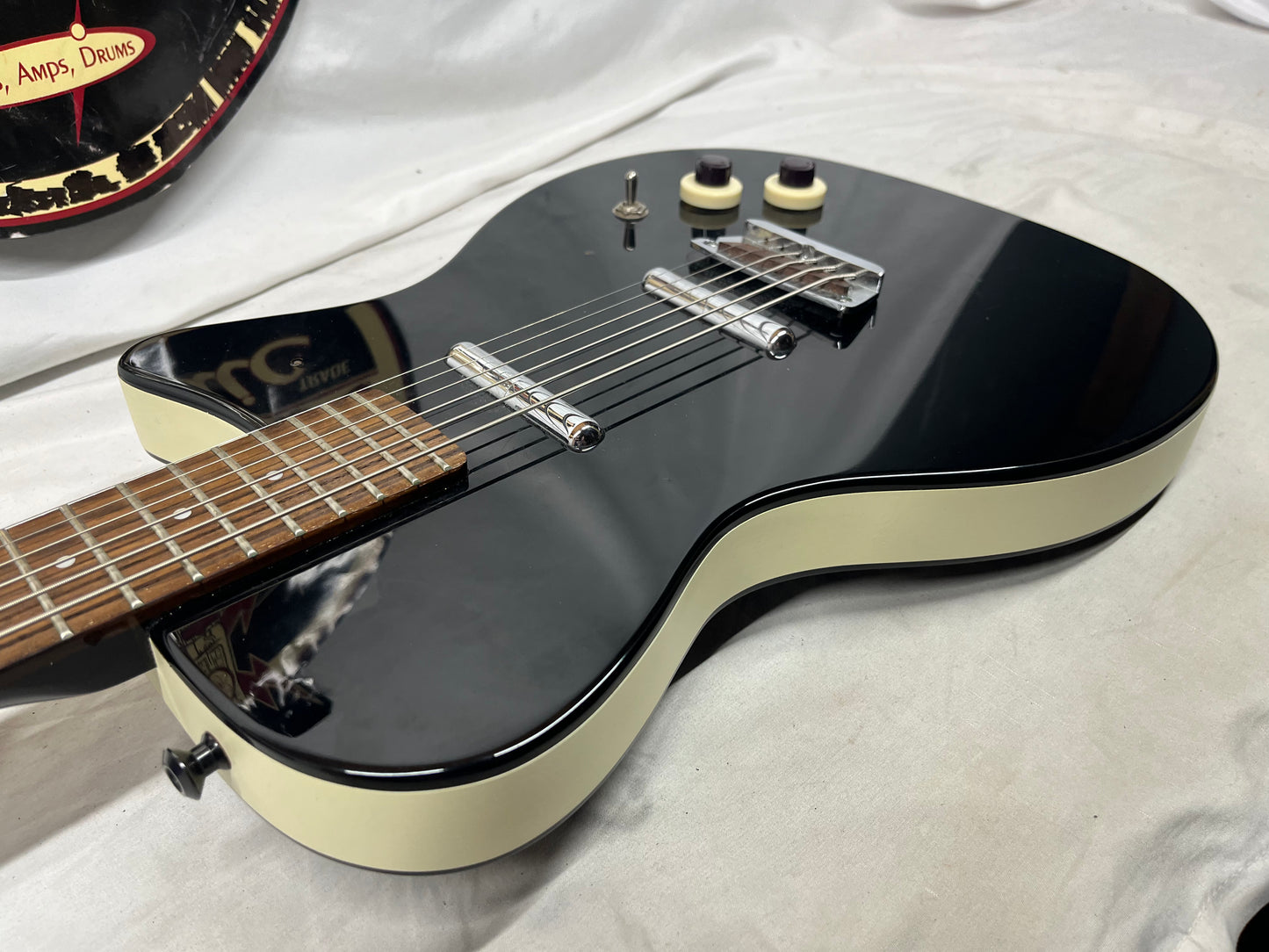 Danelectro '56 Baritone Reissue Baritone Guitar