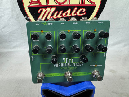 Electro-Harmonix Tri Parallel Mixer Effects Loop Mixer Switcher Pedal