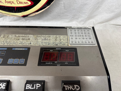 Roland GR-700 gr700 Guitar Synthesizer Module with Case 1985