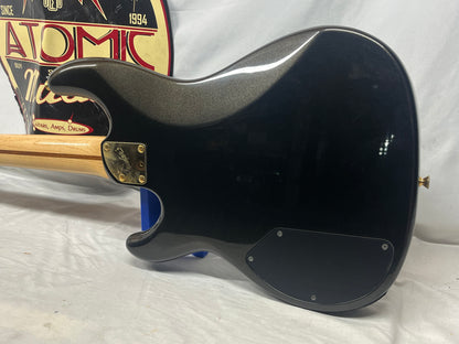 Fender Precision Bass P-Bass Lyte 4-String Electric Bass with Hard Case MIJ - Made in Japan