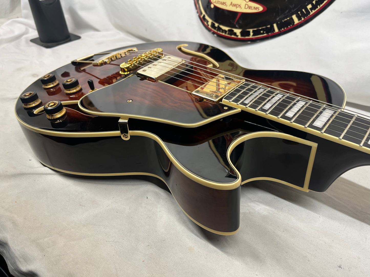 Ibanez AG95QA Hollow Body Electric Guitar - Dark Brown Sunburst
