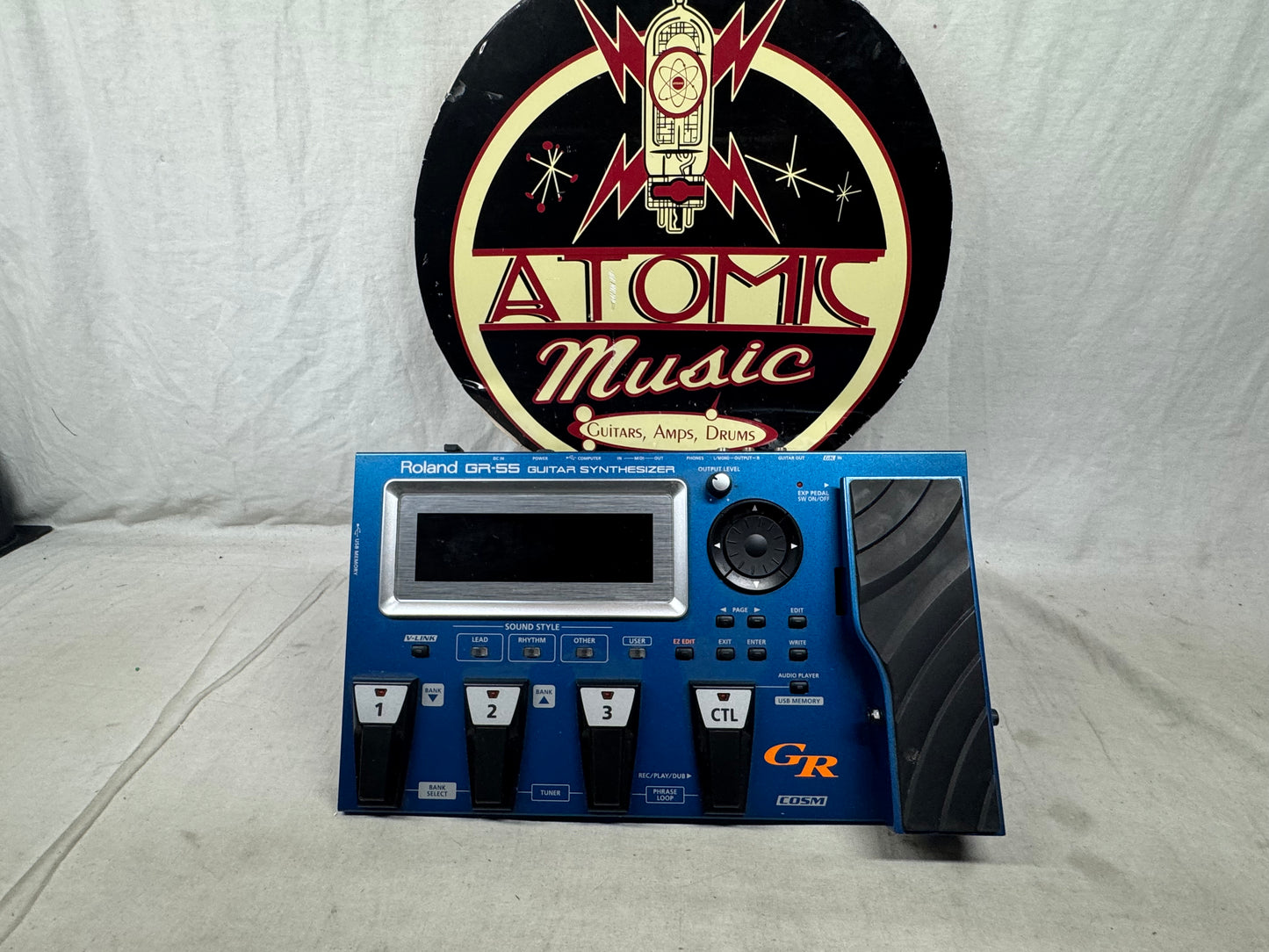 Roland GR-55 gr55 Guitar Synthesizer Pedal with Power Supply 2011