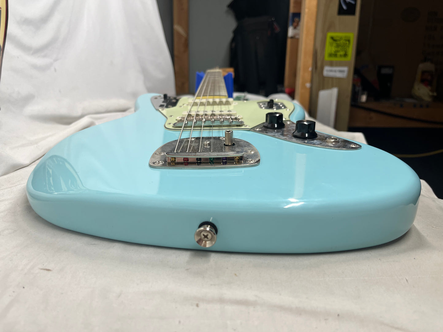 Squier Factory Special Run Classic Vibes '70s Jaguar Electric Guitar - Daphne Blue