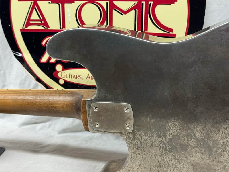 Mule Resophonic Mulecaster S-style Hollow Body Steel body Guitar with Case - Image 15