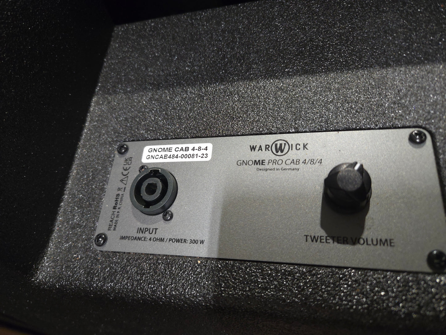 Warwick Gnome Compact Pro Bass Cabinet, 4x8", 300 Watt, 4 Ohm - Local Pickup Only