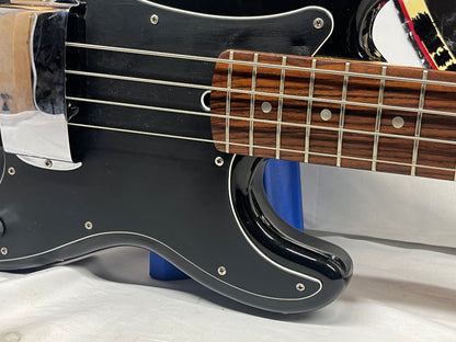 Squier Affinity Series 4-String Electric Precision Bass - Black
