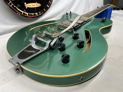 Gretsch Streamliner G2627T/GRG Semi-Hollow Body Electric Guitar