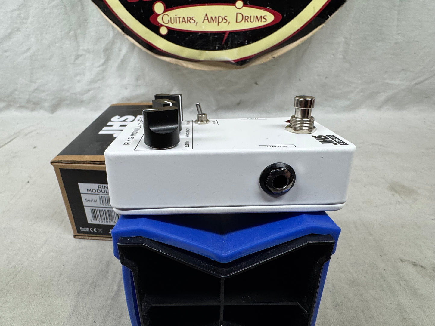 JHS Pedals 3 Series Ring Modulator Pedal with Box