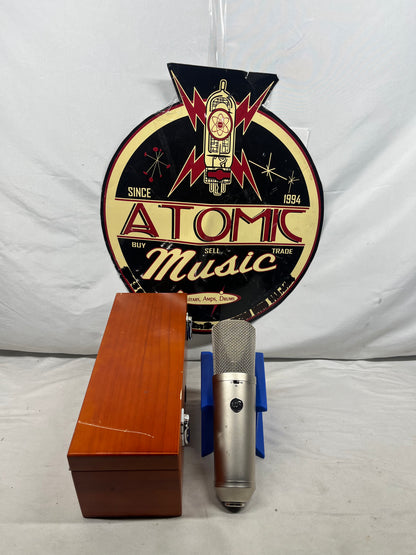 Warm Audio WA-87 R2 Multi-Pattern Condenser Microphone with Box