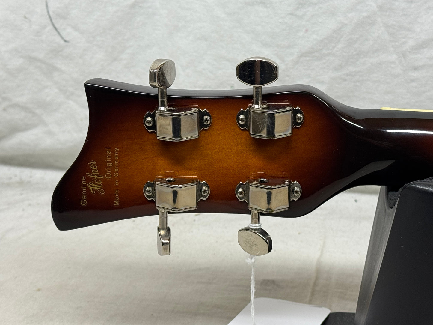 Hofner 500/1 Violin / Beatle 4-string Hollowbody Bass with Case