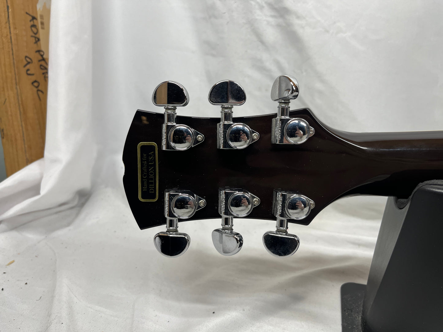 Dillion DL-600 Singlecut Electric Guitar