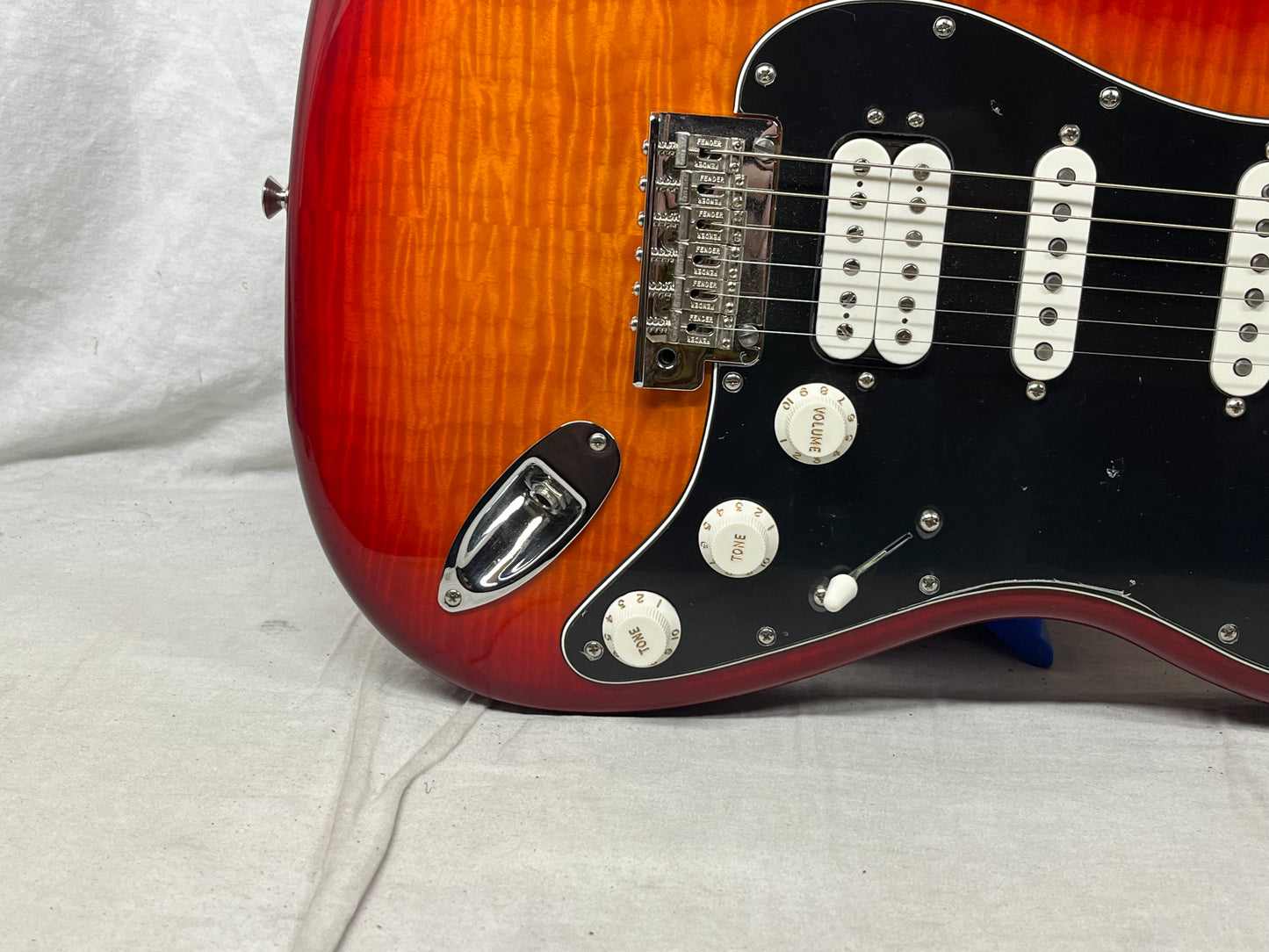 Fender Player Stratocaster HSS Plus Top Electric Guitar