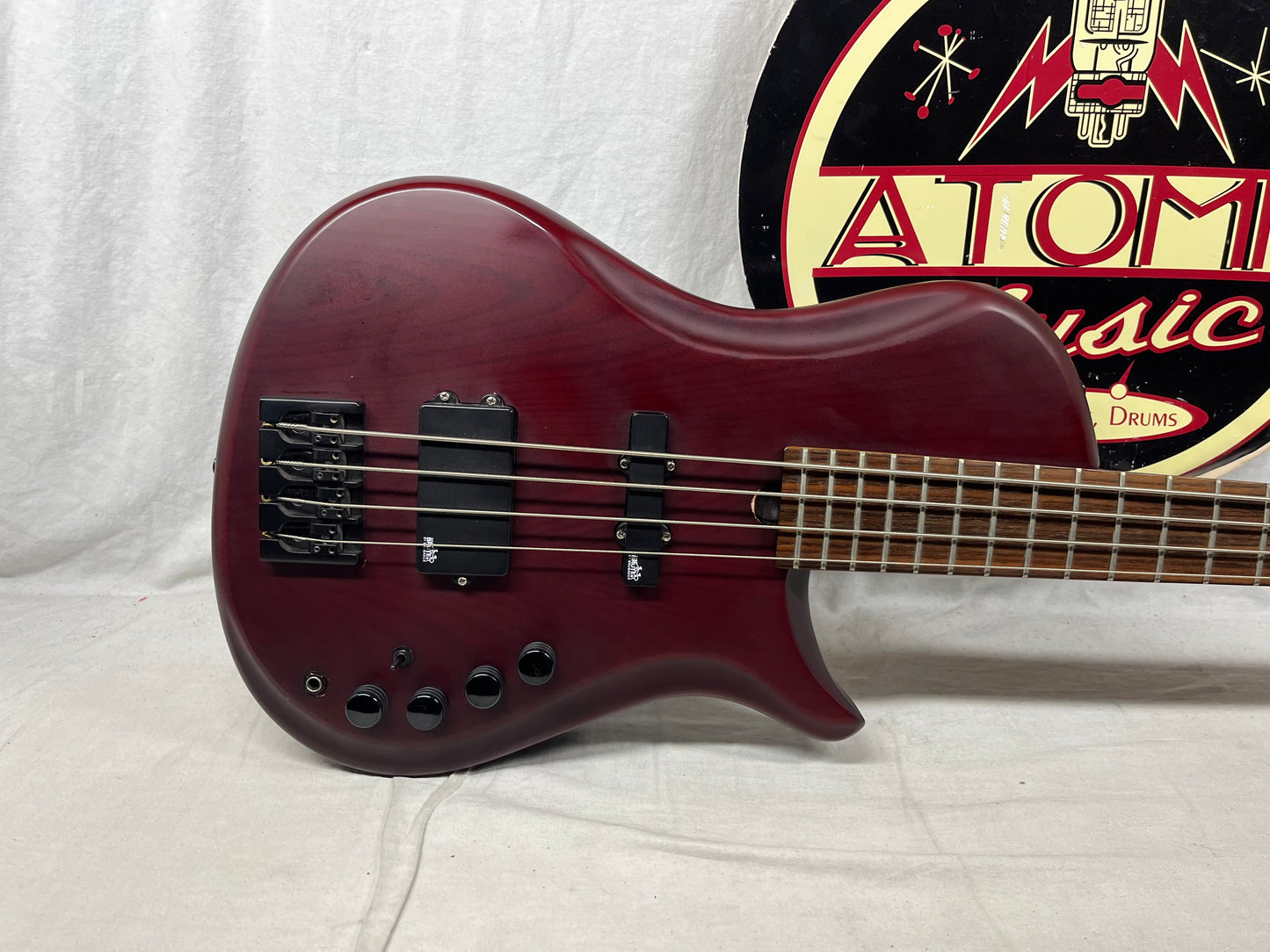 Brubaker MJXSC-4 Brute Series 4-String Electric Bass